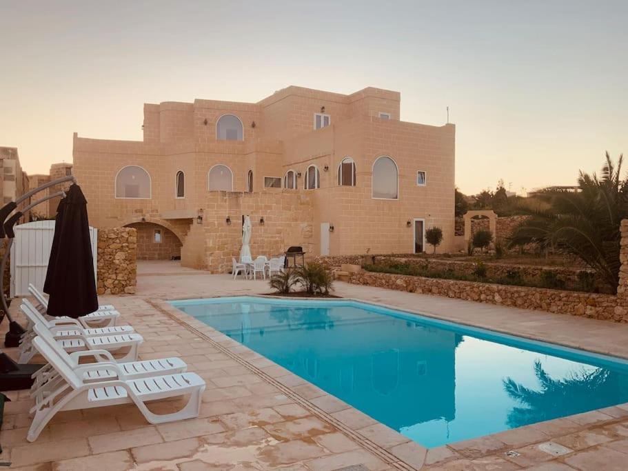 Farmhouse Villa With Large Pool And Garden In Gozo Għarb Eksteriør billede