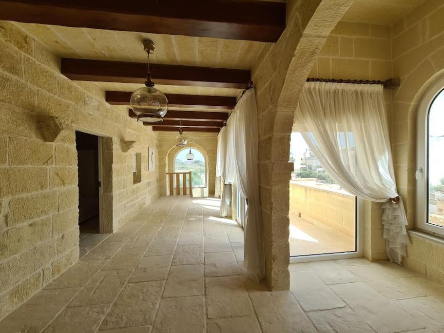 Farmhouse Villa With Large Pool And Garden In Gozo Għarb Eksteriør billede
